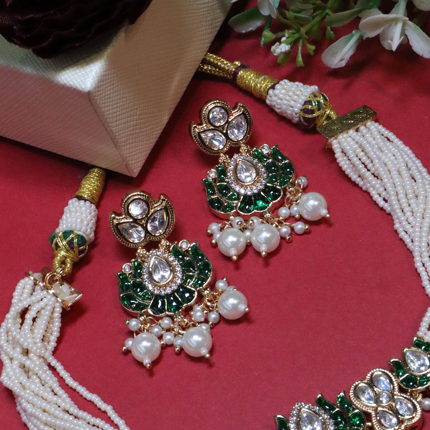 Emerald Green Enamel & Kundan Pearl Choker Set - SIA45688