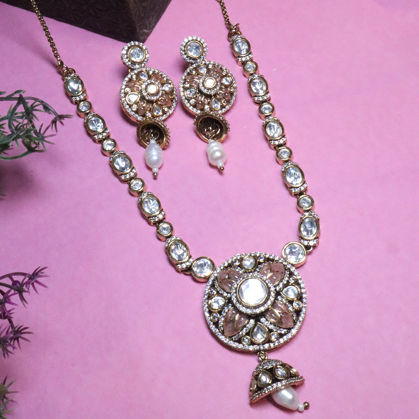 Gold-Plated Brown Circular Kundan Set with Pearls - SIA455788