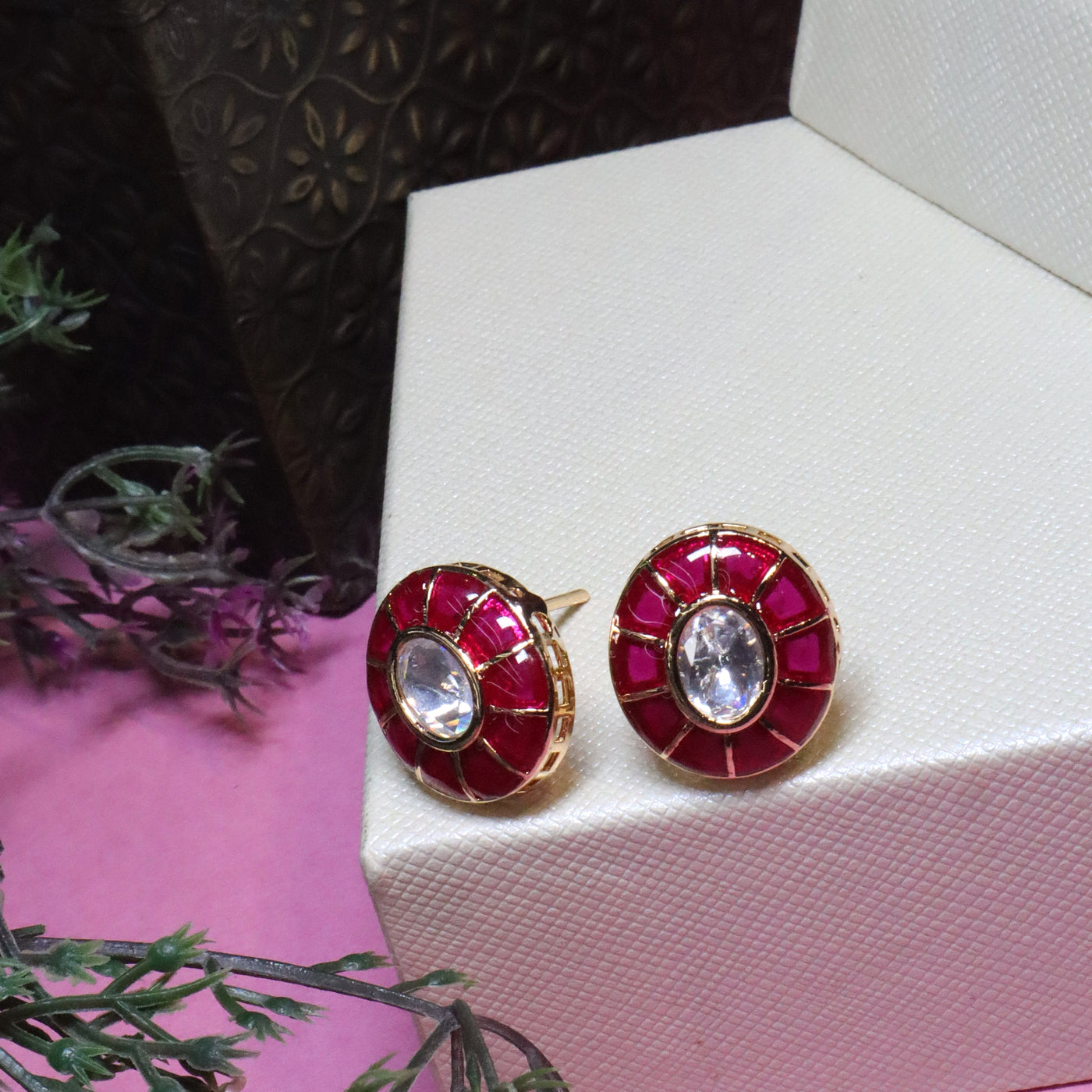 Red Enamel & Kundan Round Stud Earrings - SIA455923