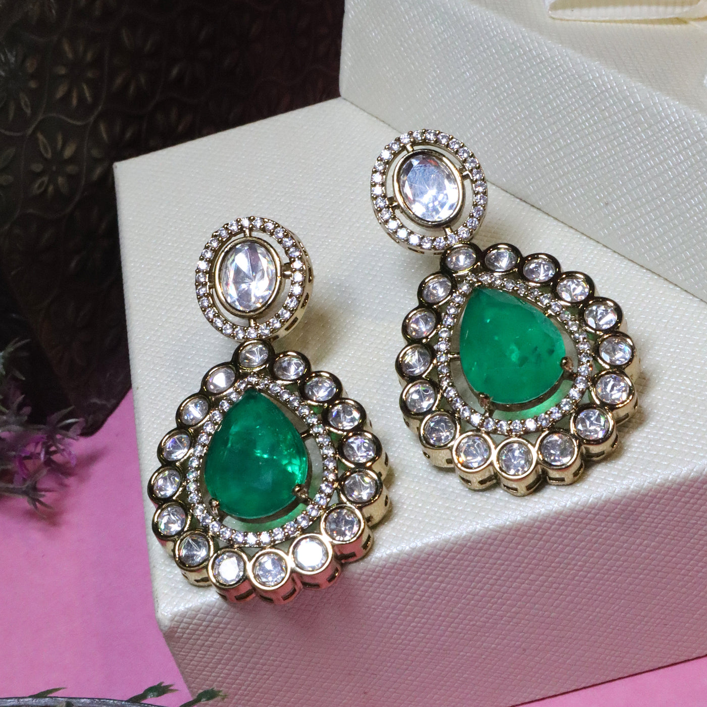Emerald Green & Kundan Teardrop Drop Earrings - SIA455931