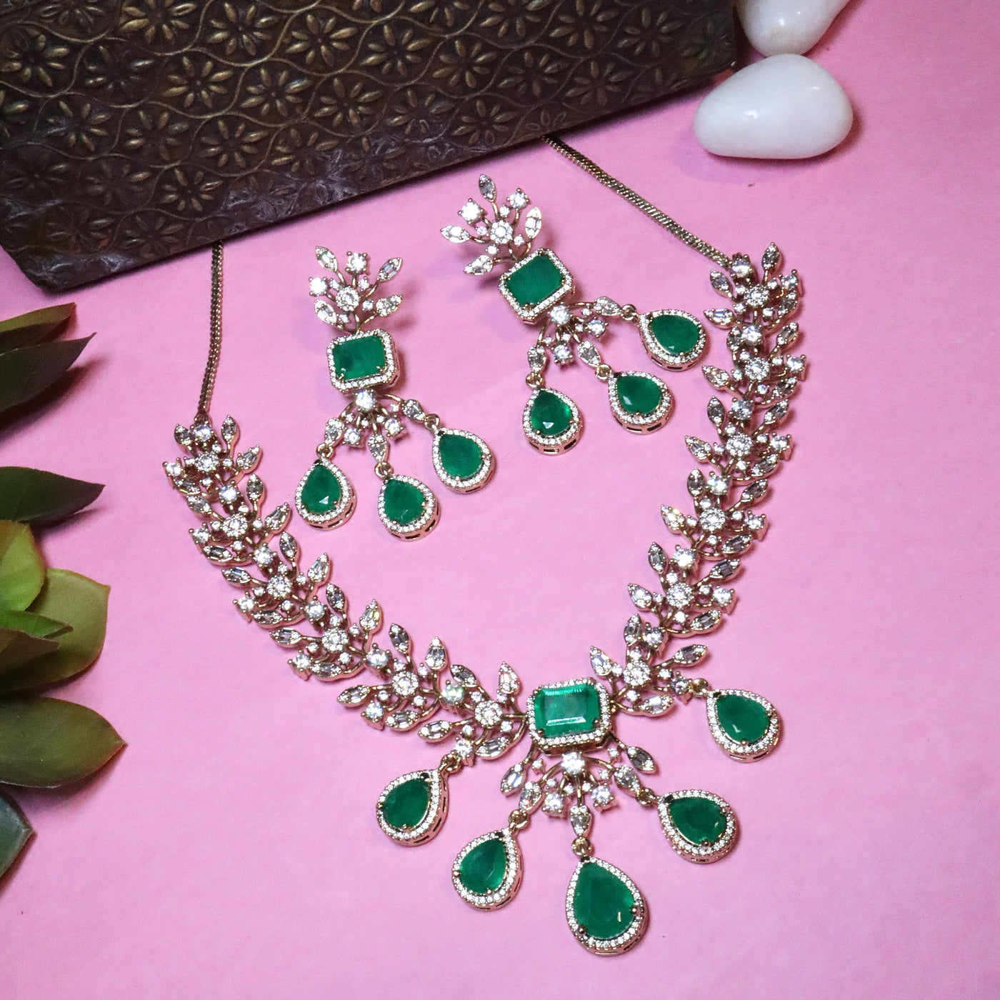Comprehensive Showcase of Statement Indian/Fusion Jewelry Sets - SIA456157