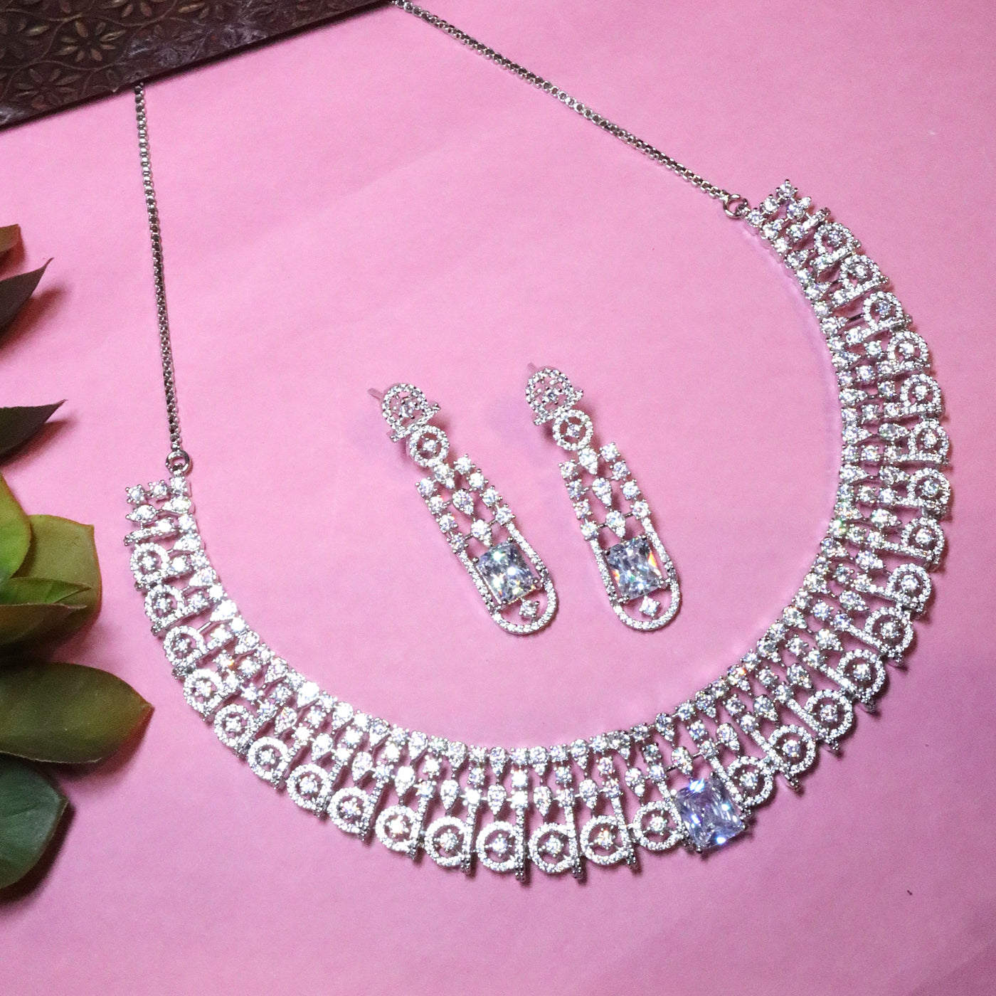 Dazzling Diamond Choker & Earrings Set - SIA456162