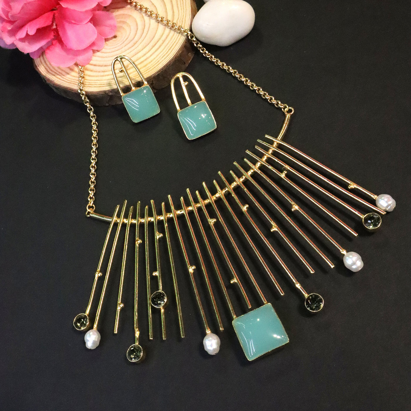 Gold Tone Modern Aqua Blue Stone Spike Set - SIA456532 _A