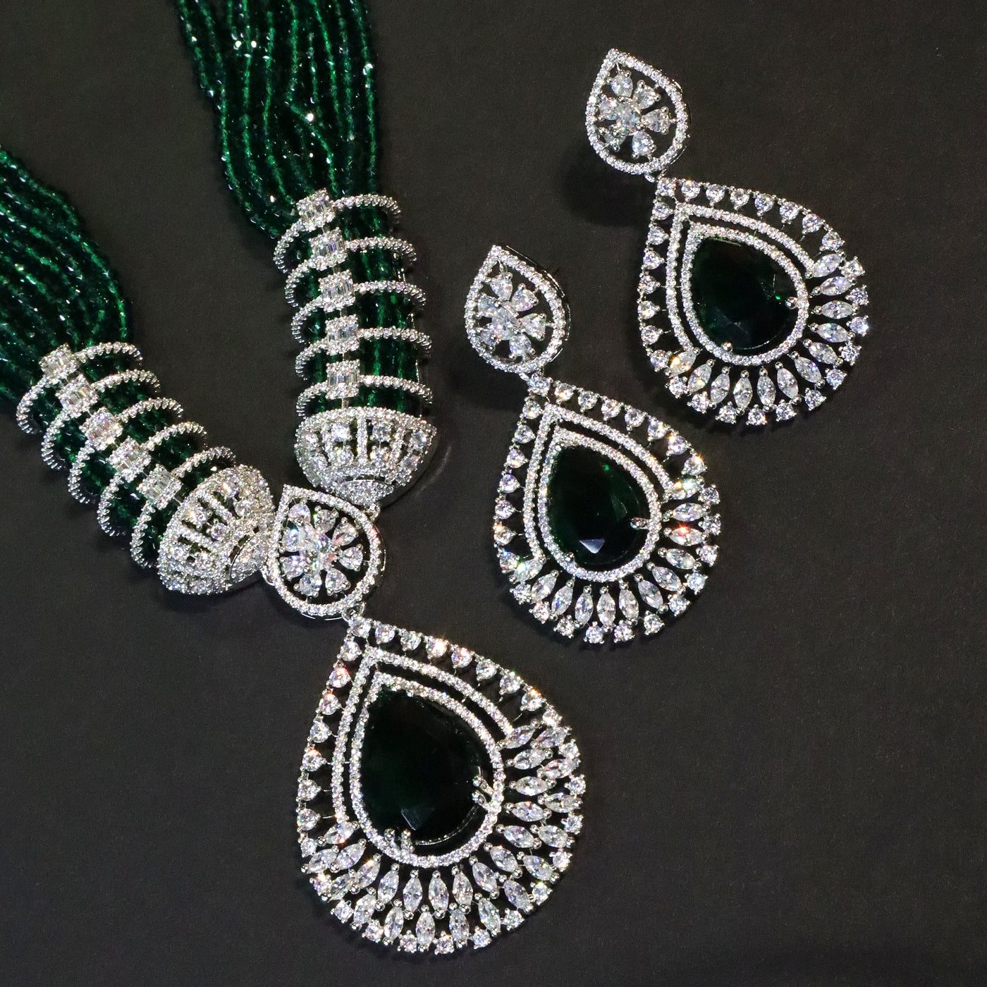 Emerald and Diamond-Style Bridal Jewelry Set. - SIA456685