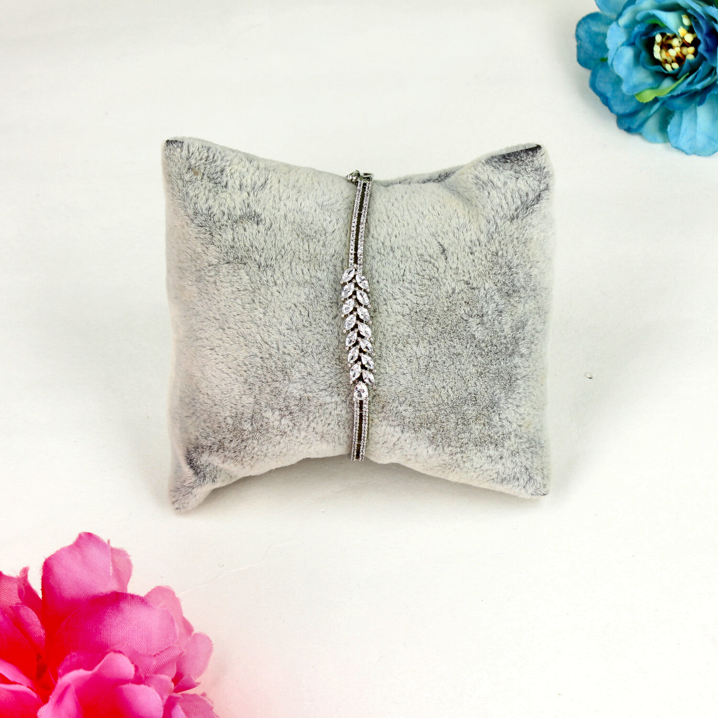 Rhodium Vine Diamond Bracelet - Sia450499
