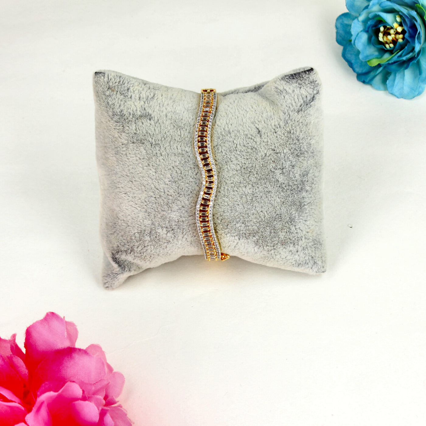 Golden Wavy Bracelet with White Stones and Clear Crystal Accents - Sia450531