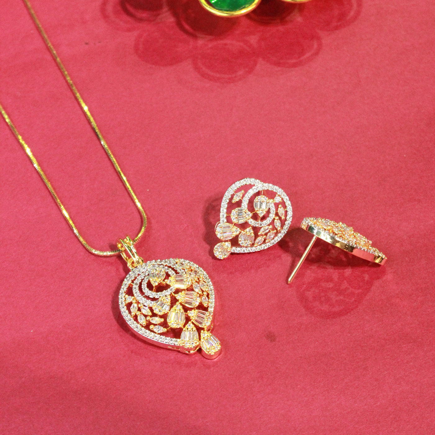 Gold Tone Spiral Pendant with Matching Earrings Set - Sia450651