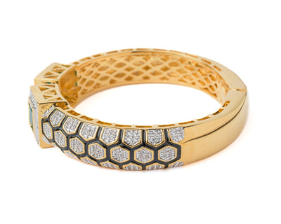 Vivinia By Vidhi Mehra Florence Gold Plated Green Womens Kada - VB025