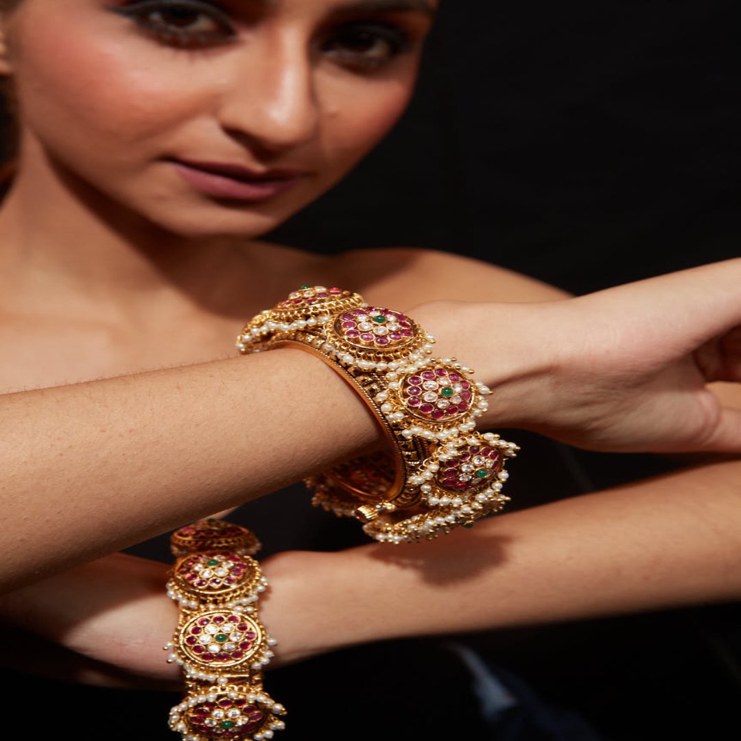 Gold Plated Kundan With Red Onyx Stone Screw Openable Bangles, Set of 2 - VB309