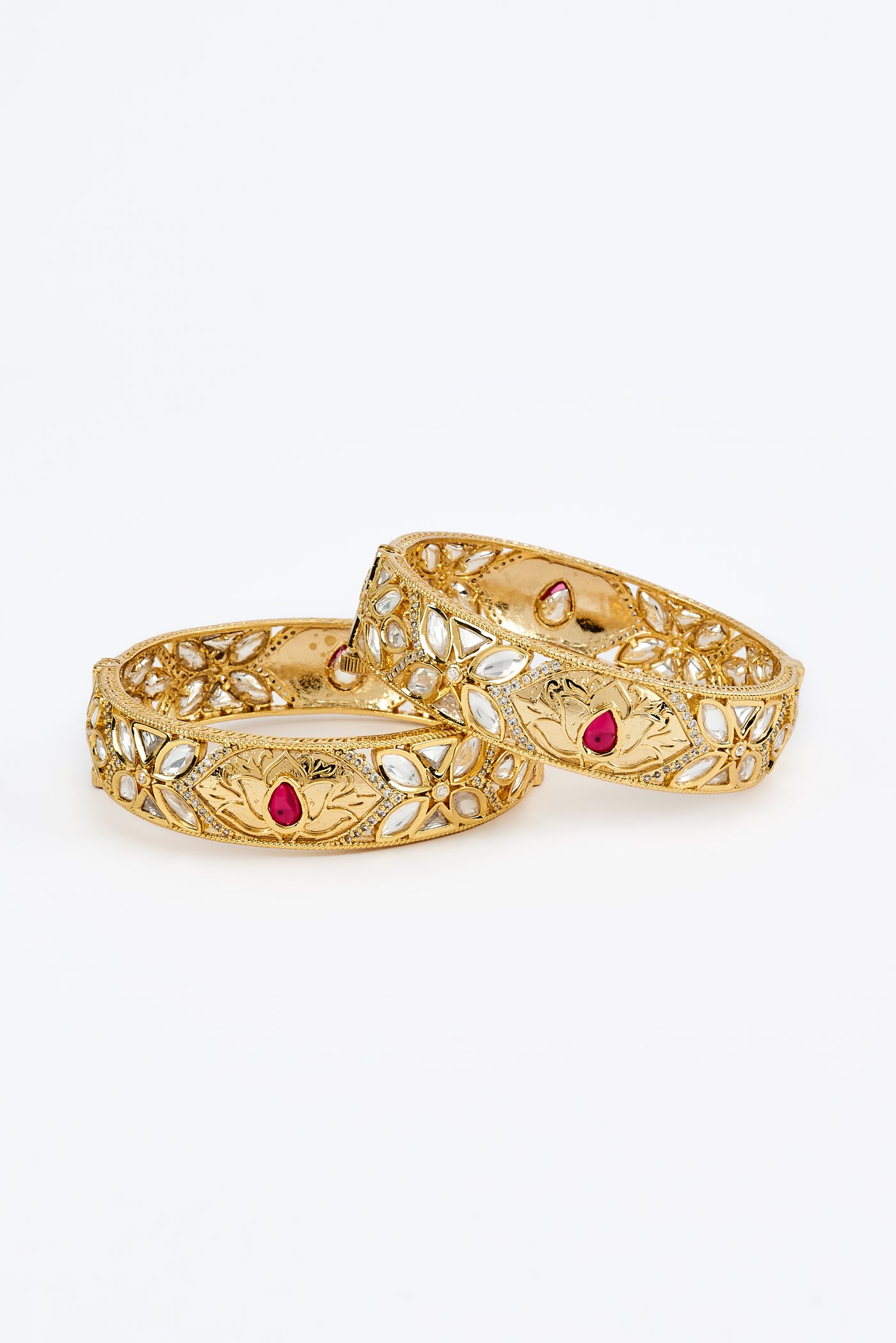 vivinia BY VIDHI MEHRA Saadgi Gold Plated Red Womens Kundan, Polki Pair of Bangles (2.4,2.6) - VB651