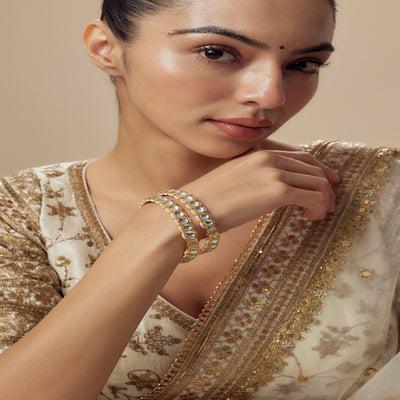 vivinia BY VIDHI MEHRA Saadgi Gold Plated White Womens Kundan, Polki Pair of Bangles (2.4,2.6) - VB663