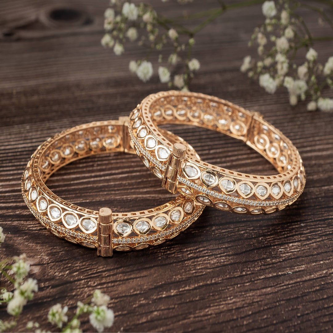 vivinia BY VIDHI MEHRA Ismarrah 2.0 Gold Plated Kundan/Polki Bangles ( Set of 2 ) - VB739