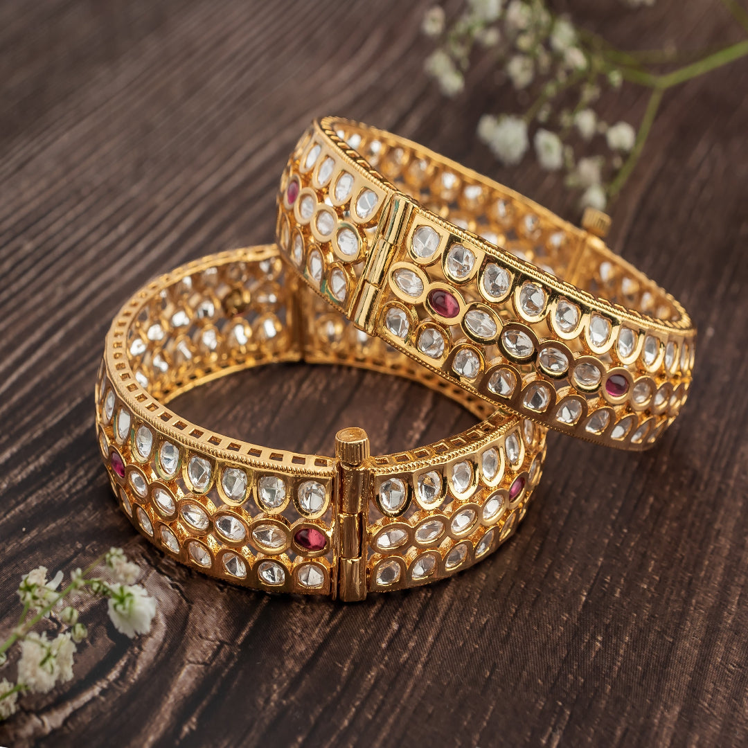 vivinia BY VIDHI MEHRA Ismarrah 2.0 Gold Plated Kundan/Polki Bangles ( Set of 2 ) - VB741