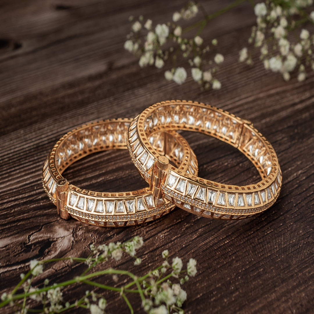 vivinia BY VIDHI MEHRA Ismarrah 2.0 Gold Plated Kundan/Polki Bangles ( Set of 2 ) - VB746