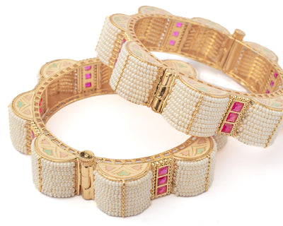 vivinia BY VIDHI MEHRA Ismarrah 2.0 Gold Plated Beads/Synthetic Stone Bangles ( Set of 2 ) - VB749