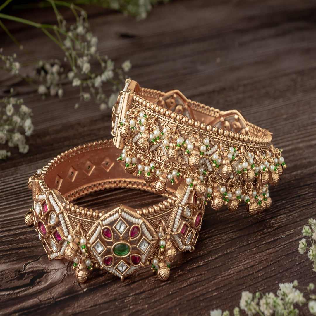 vivinia BY VIDHI MEHRA Ismarrah 2.0 Gold Plated Temple Bangles ( Set of 2 ) - VB754