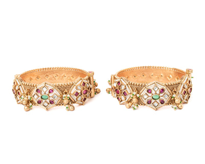 vivinia BY VIDHI MEHRA Ismarrah 2.0 Gold Plated Temple Bangles ( Set of 2 ) - VB754