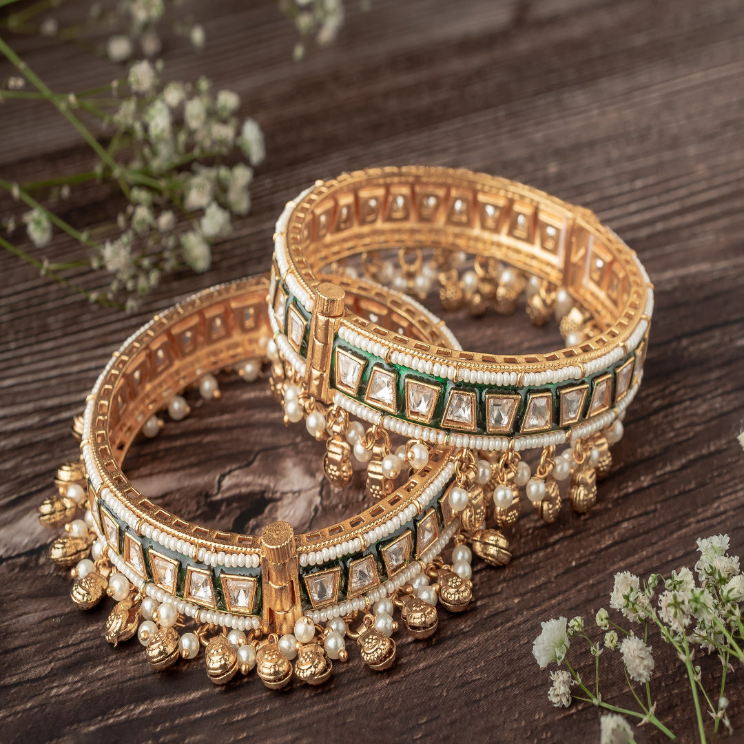 vivinia BY VIDHI MEHRA Ismarrah 2.0 Gold Plated Kundan/Polki Bangles ( Set of 2 ) - VB757