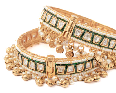 vivinia BY VIDHI MEHRA Ismarrah 2.0 Gold Plated Kundan/Polki Bangles ( Set of 2 ) - VB757