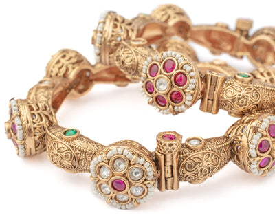 vivinia BY VIDHI MEHRA Ismarrah 2.0 Gold Plated Synthetic Stone Bangles ( Set of 2 ) - VB767