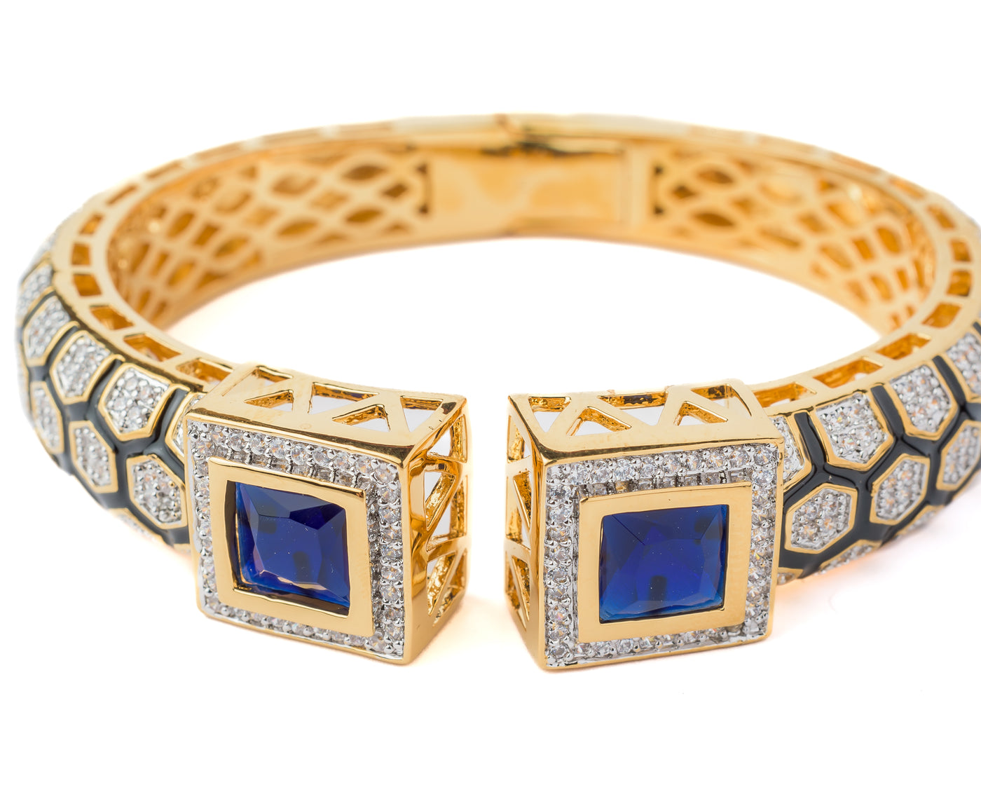 Vivinia By Vidhi Mehra Florence Gold Plated Blue Womens Kada - VB788