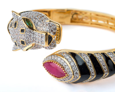 Vivinia By Vidhi Mehra Florence Gold Plated Pink Womens Kada - VB791