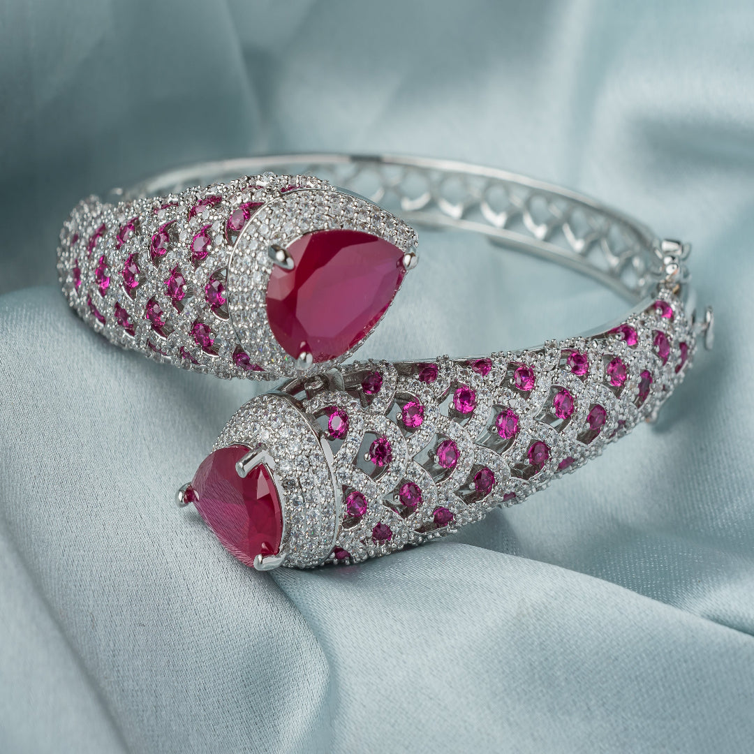 Vivinia By Vidhi Mehra Florence Silver Plated Pink Womens Kada - VB795