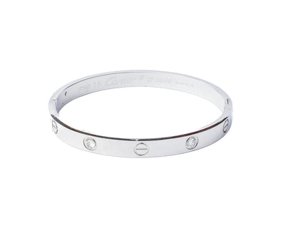 Vivinia By Vidhi Mehra Florence Silver Plated Womens Kada - VB808