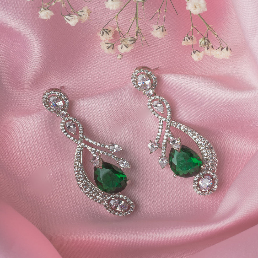 Vivinia By Vidhi Mehra Silver Plated Green Womens Pair of Dangle Earrings - VE544