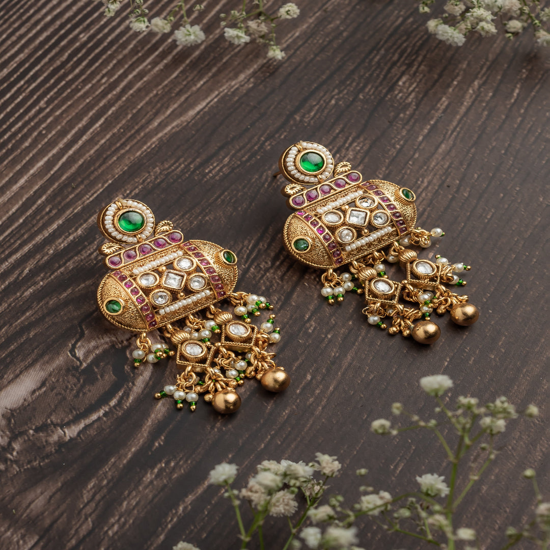 vivinia BY VIDHI MEHRA ISMAARH 2.0 Gold/Green Womens Pair of Chandbali Earrings - VE996