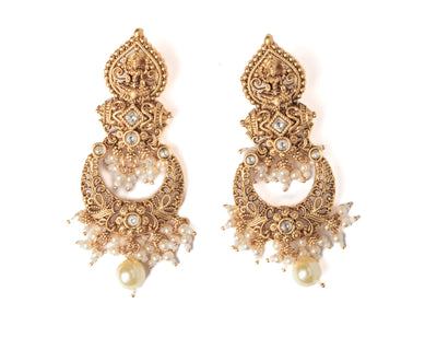 Vivinia By Vidhi Mehra Isvaraah 2.0 Gold Plated White Womens Pair of Chandbali Earrings - VE999