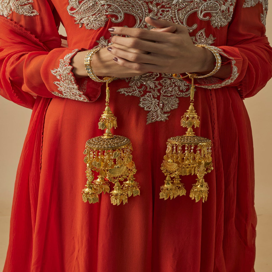 vivinia BY VIDHI MEHRA Gold Plated Womens Pair of Kaleeras (Freesize) - VKL035