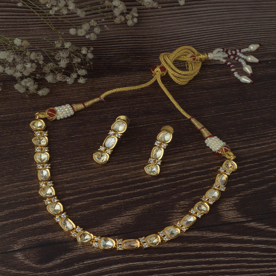 Vivinia By Vidhi Mehra Gold Plated Womens Short Necklace Set with Pair of Earrings - VN037