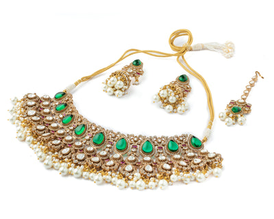 Vivinia By Vidhi Mehra Gold Plated Green Womens Kundan, Polki Necklace Set with Pair of Earrings & Maangtikka - VN1002