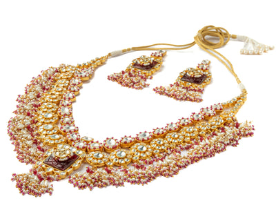 Vivinia By Vidhi Mehra Gold Plated Red Womens Kundan, Polki Necklace Set with Pair of Earrings - VN1003