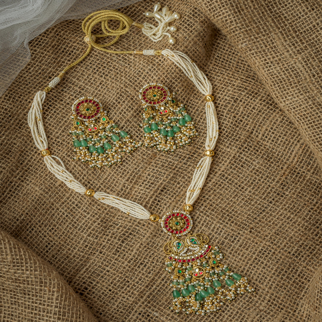 Vivinia By Vidhi Mehra Gold Plated Green Womens Kundan, Polki Necklace Set with Pair of Earrings - VN1032
