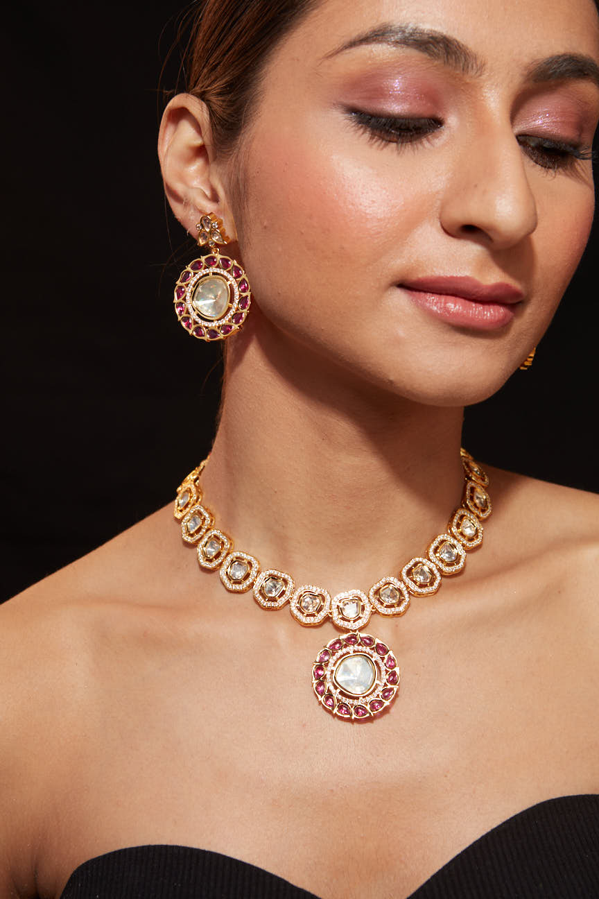 Gold Plated Kundan With Onyx Choker Necklace & Earrings Set- VN411