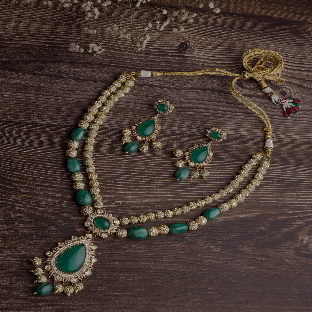Vivinia By Vidhi Mehra Gold Plated Green Womens Short Necklace Set with Pair of Earrings - VN457