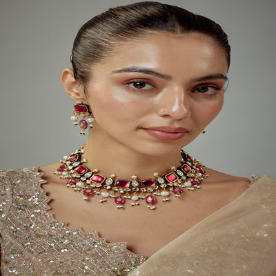 vivinia BY VIDHI MEHRA Saadgi Gold Plated Red Kundan, Polki Womens Choker Necklace Set with Pair of Earrings (Freesize) - VN905