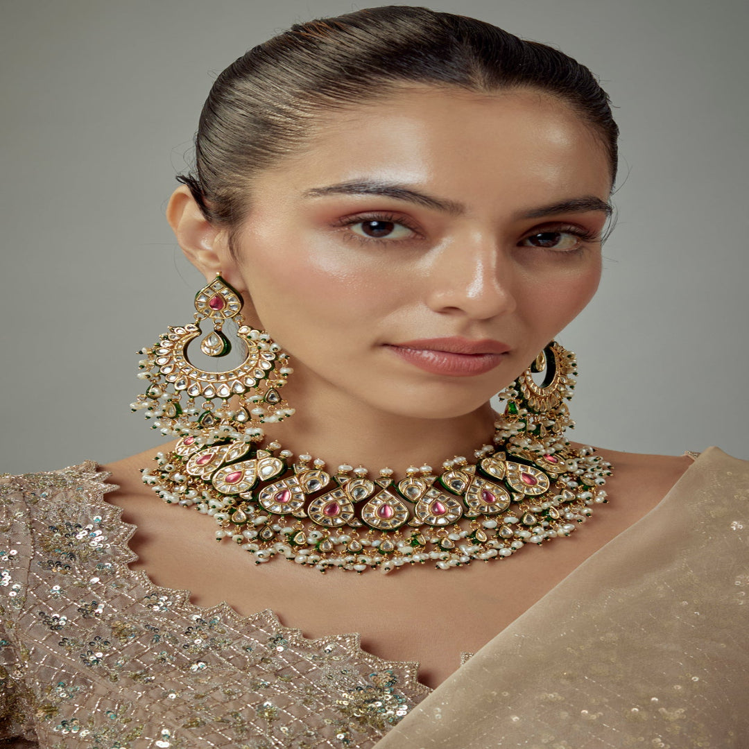 vivinia BY VIDHI MEHRA Saadgi Gold Plated Pink Kundan, Polki Womens Choker Necklace Set with Pair of Earrings (Free size) - VN906