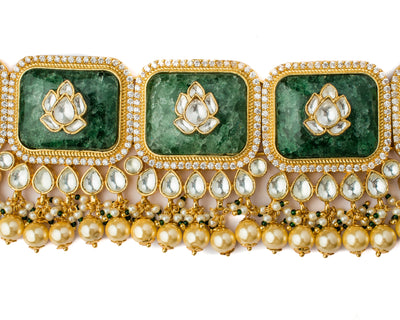 Vivinia By Vidhi Mehra Saadgi Gold Plated Green Womens Temple Choker Necklace Set with 2 Pair of Earrings (Freesize) - VN920