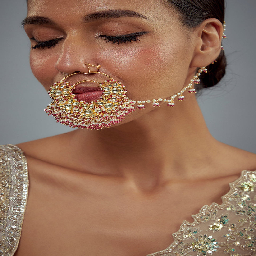 vivinia BY VIDHI MEHRA Saadgi Gold Plated Pink Kundan, Polki Womens Nath with Chain (Freesize) - VNT015