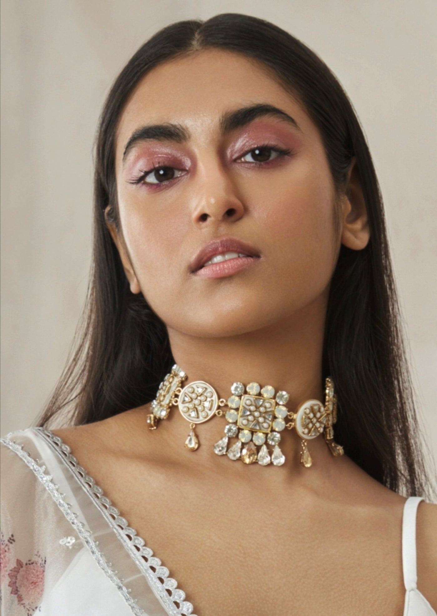 Veera Choker - BBVEEC2001