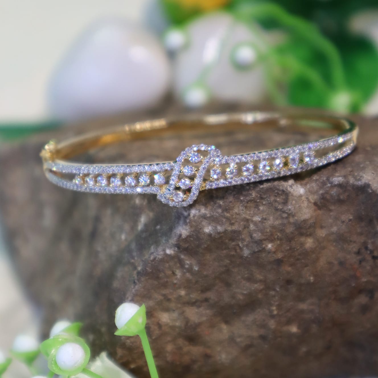 Gold Bracelet with Diamond Knot Design - SIA450960