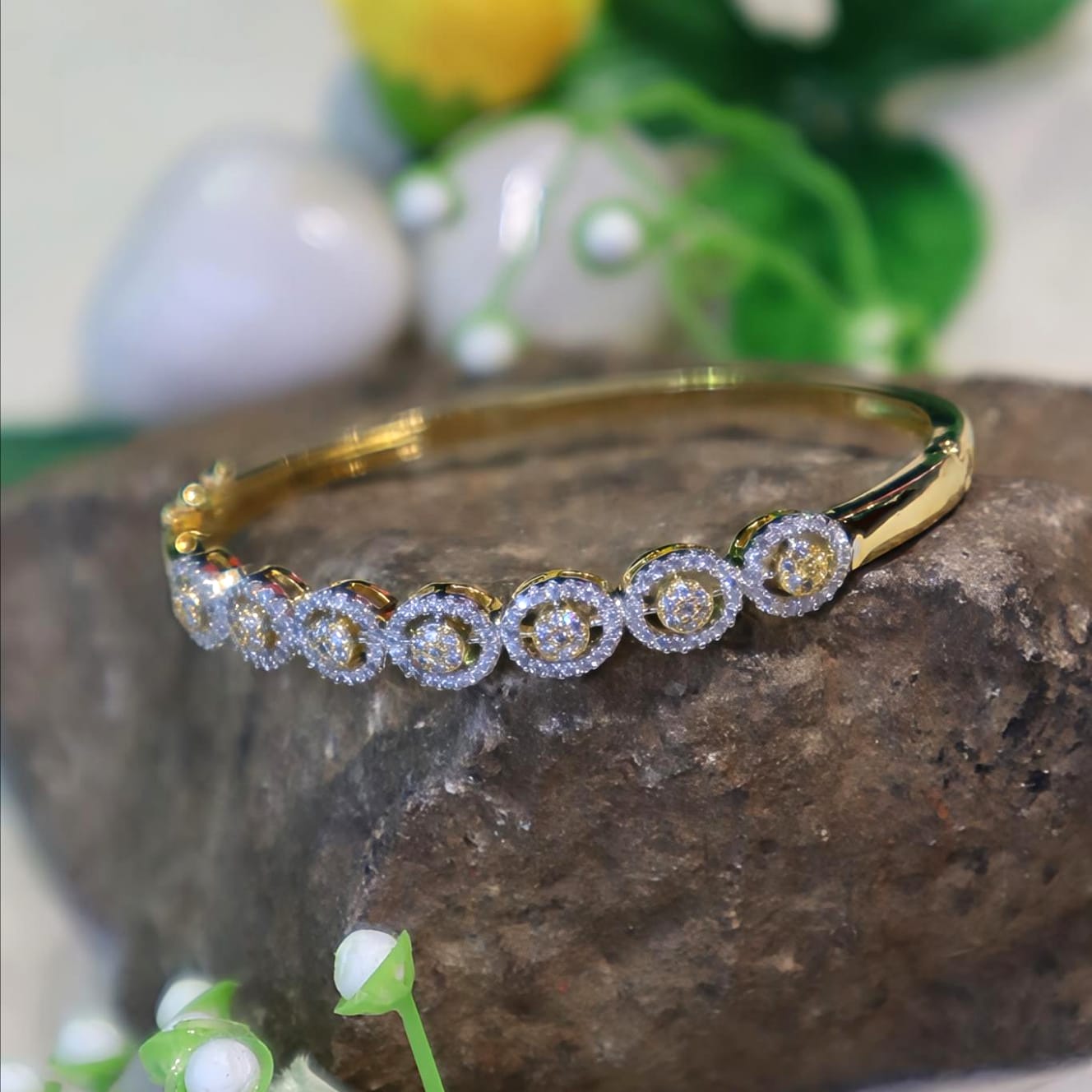 Gold Circle Diamond Bracelet - SIA450956