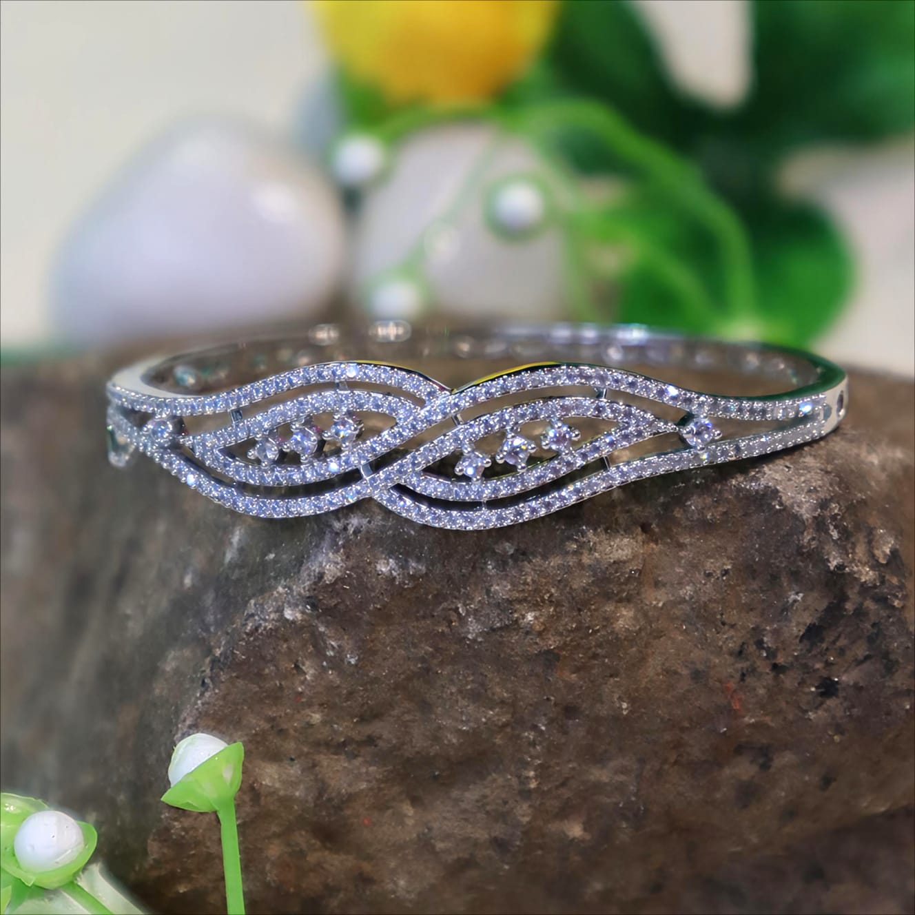 Silver Infinity Twist Bracelet - SIA450949