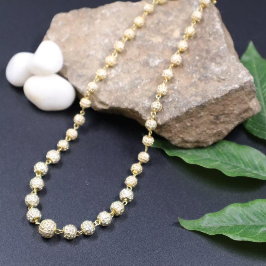 Classic Gold Textured Beaded Necklace -SIA451911