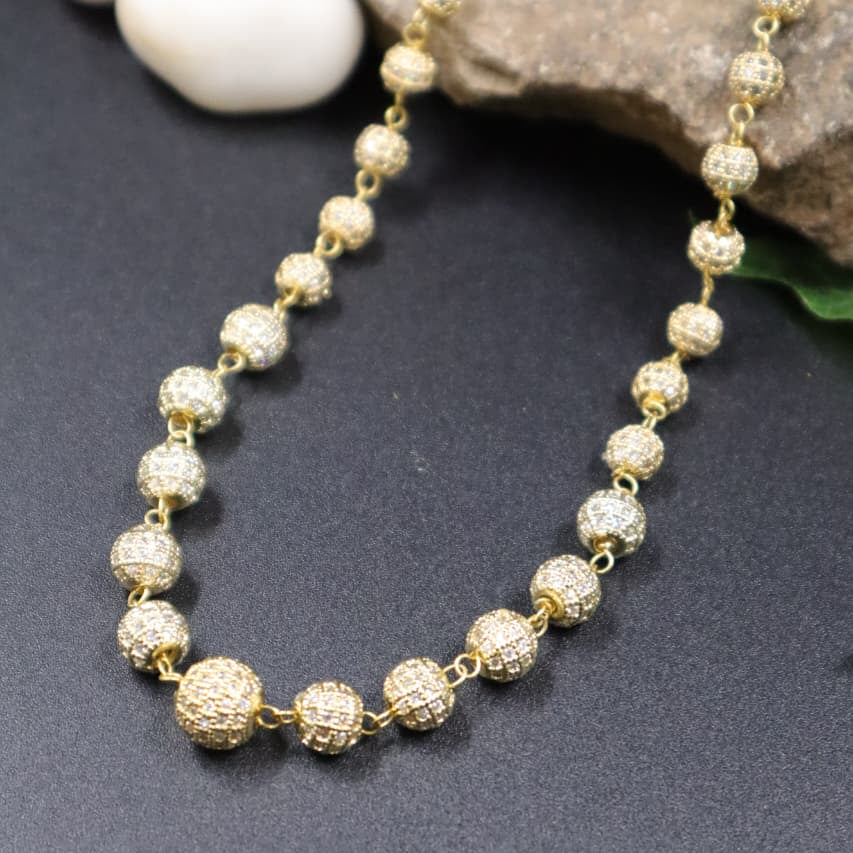 Classic Gold Textured Beaded Necklace -SIA451911