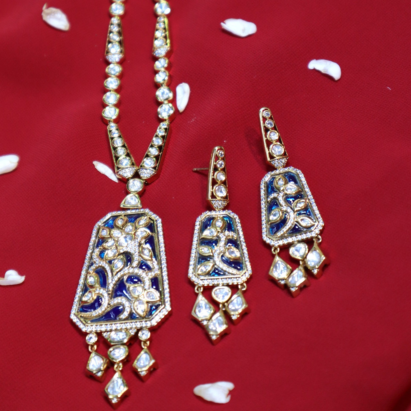 Blue Meenakari Kundan Geometric Floral Necklace Set - SIA452416