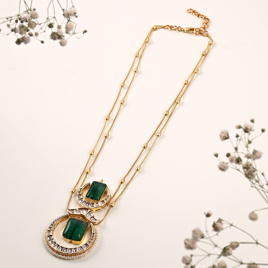 Gold & Green Layered Necklace - JUJBR23N8